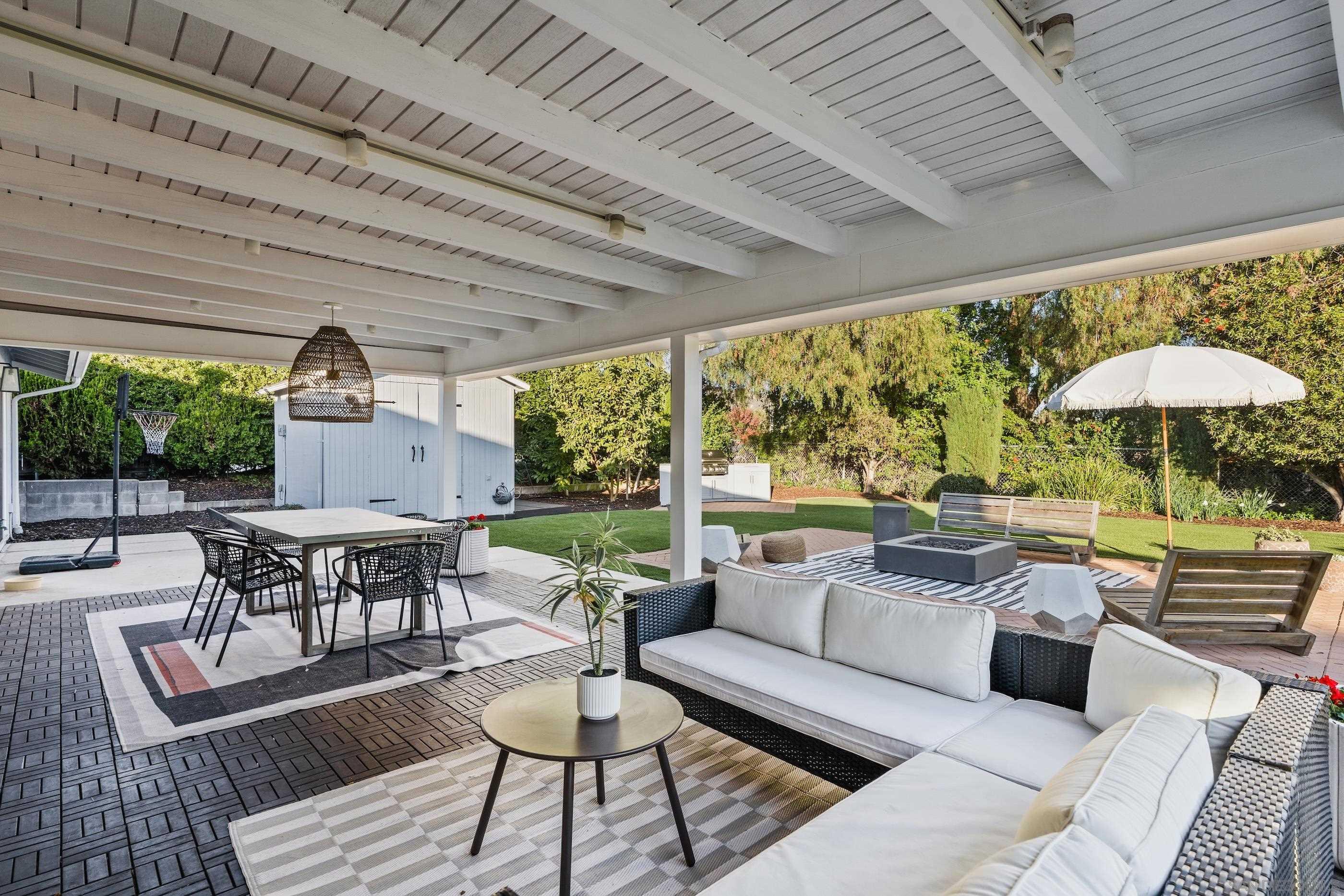 Detail Gallery Image 14 of 36 For 6625  Casselberry Way, San Diego,  CA 92119 - 4 Beds | 2 Baths