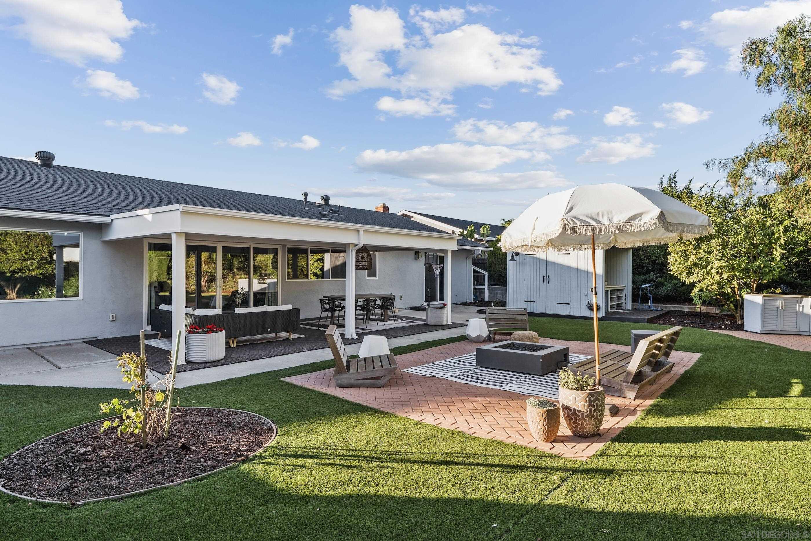 Detail Gallery Image 15 of 33 For 6625  Casselberry Way, San Diego,  CA 92119 - 4 Beds | 2 Baths