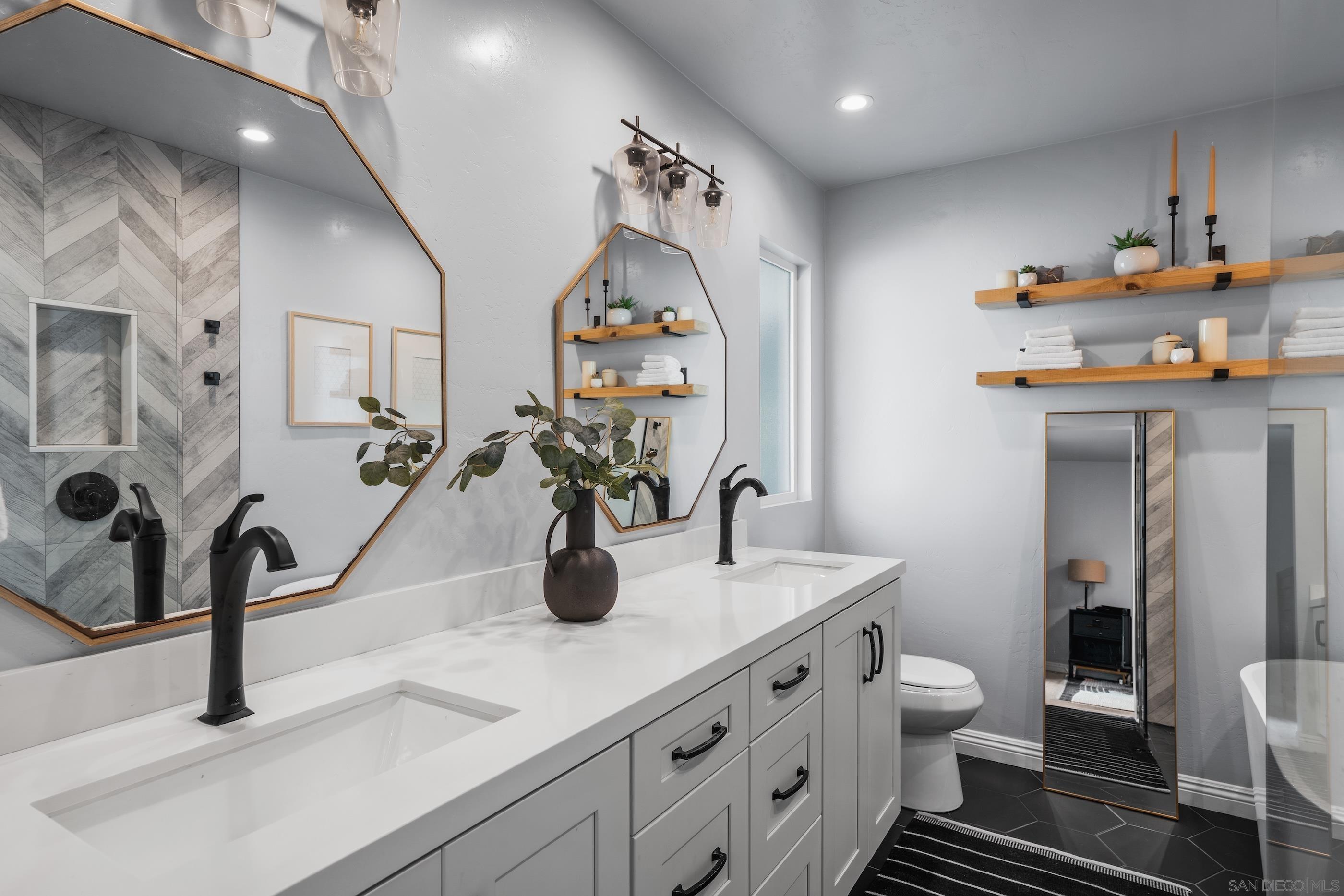 Detail Gallery Image 22 of 36 For 6625  Casselberry Way, San Diego,  CA 92119 - 4 Beds | 2 Baths