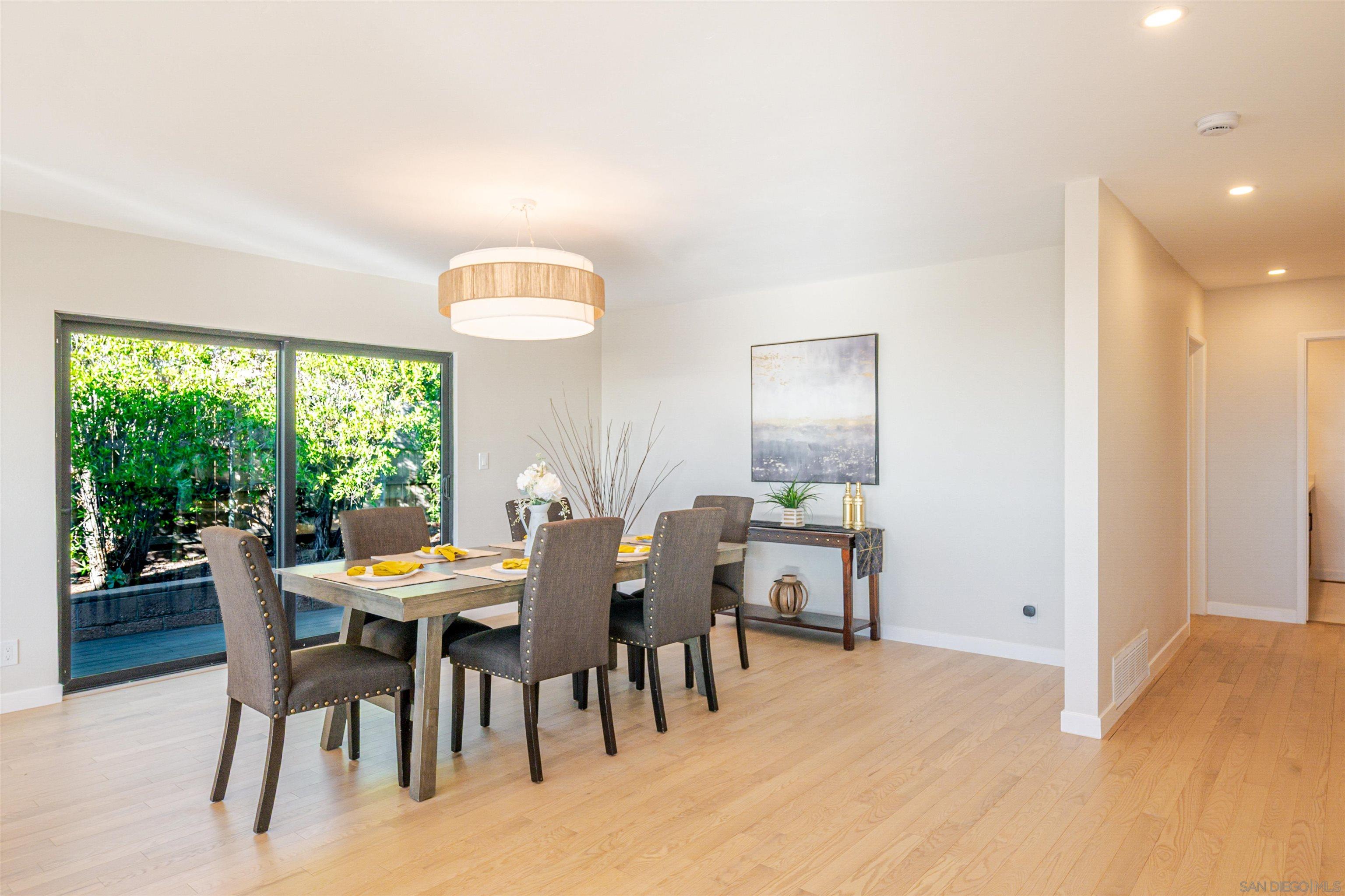 Detail Gallery Image 13 of 24 For 4303  Sheldon Dr, La Mesa,  CA 91941 - 3 Beds | 2 Baths