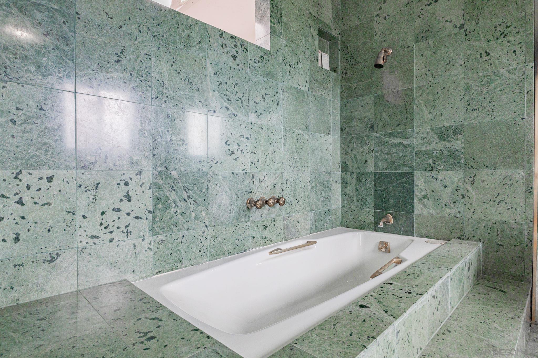 Detail Gallery Image 21 of 33 For 2841  Nipoma St, San Diego,  CA 92106 - 3 Beds | 2 Baths