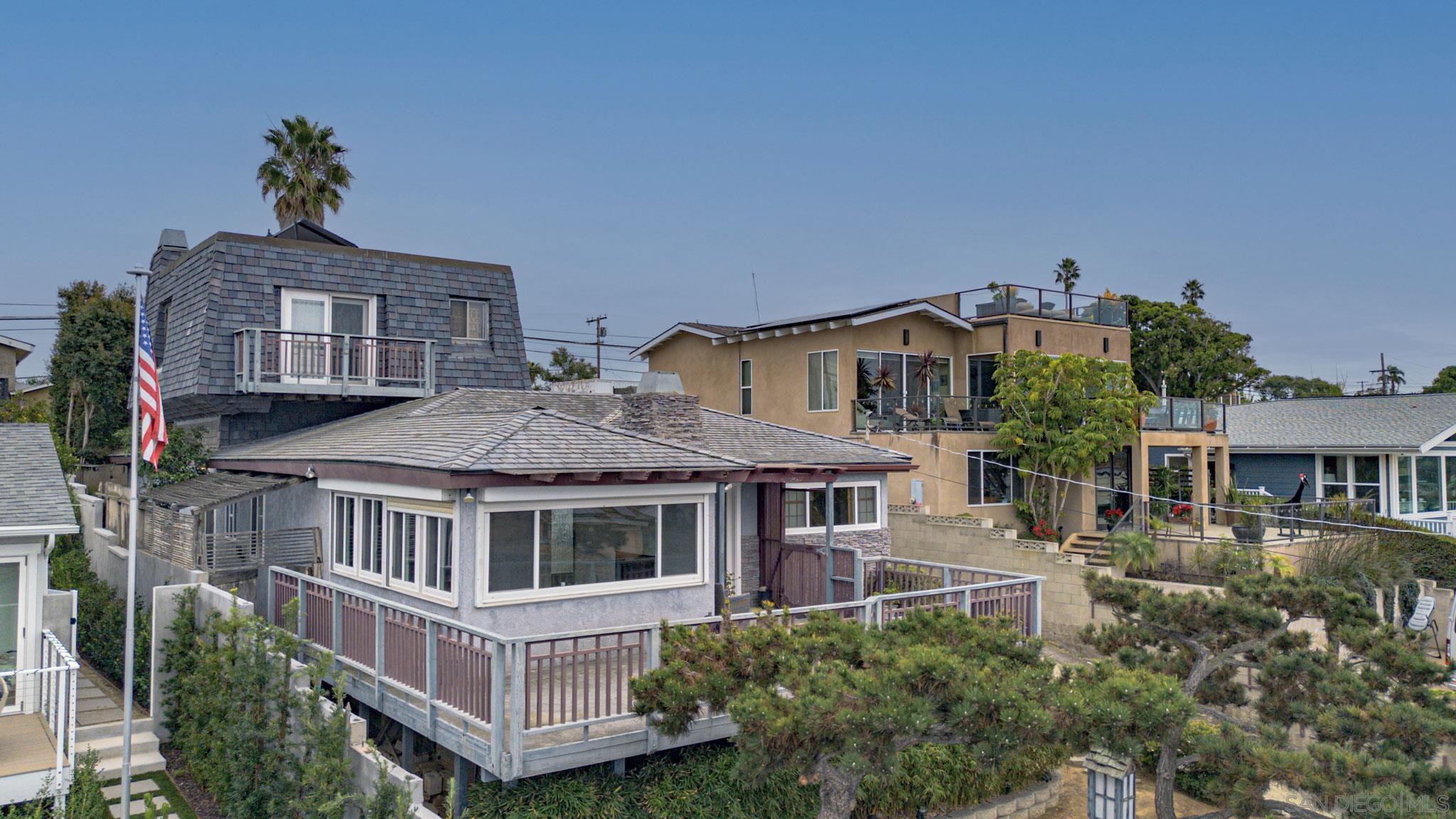 Detail Gallery Image 6 of 33 For 2841  Nipoma St, San Diego,  CA 92106 - 3 Beds | 2 Baths