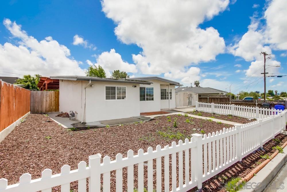 Detail Gallery Image 22 of 24 For 6327  Newsome Dr, San Diego,  CA 92115 - 3 Beds | 2 Baths