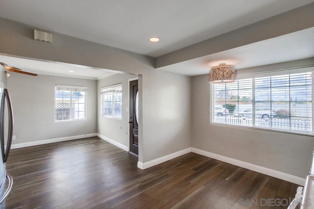 Detail Gallery Image 10 of 24 For 6327  Newsome Dr, San Diego,  CA 92115 - 3 Beds | 2 Baths