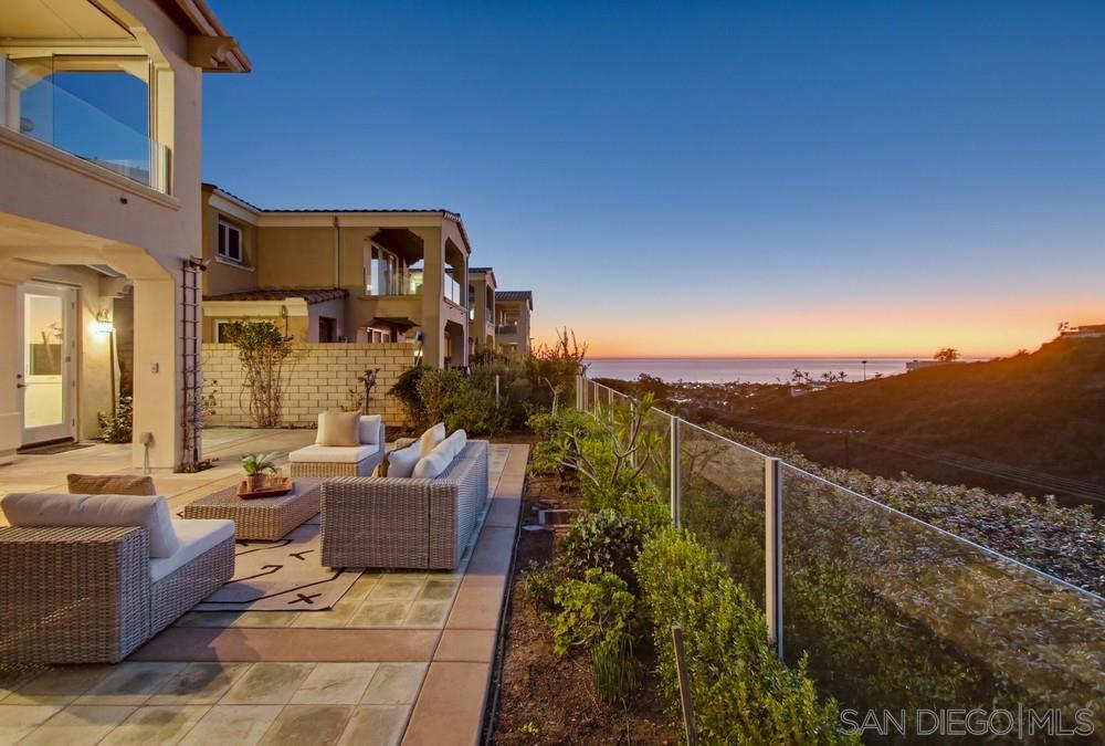 Detail Gallery Image 23 of 50 For 5448  Caminito Bayo, La Jolla,  CA 92037 - 3 Beds | 3 Baths
