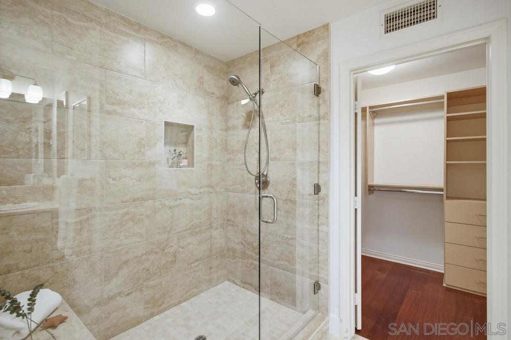 Detail Gallery Image 33 of 50 For 5448  Caminito Bayo, La Jolla,  CA 92037 - 3 Beds | 3 Baths