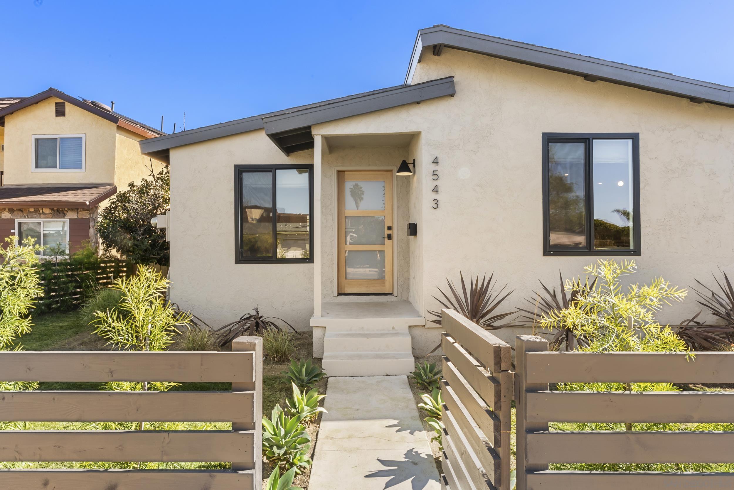 Front Image Thumbnail for SD250045670