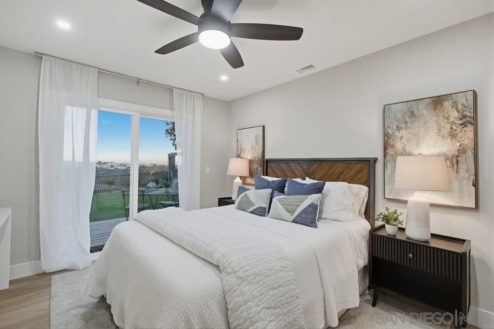 Detail Gallery Image 9 of 22 For 4969  Southcrest Ave, San Diego,  CA 92110 - 3 Beds | 2 Baths