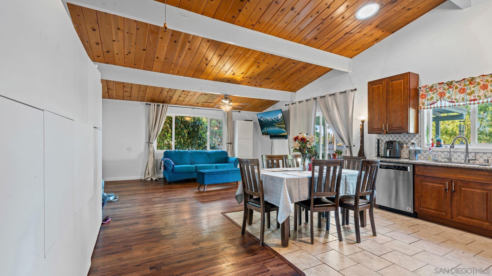 Detail Gallery Image 12 of 28 For 9144  Fanita Rancho Rd, Santee,  CA 92071 - 3 Beds | 1 Baths