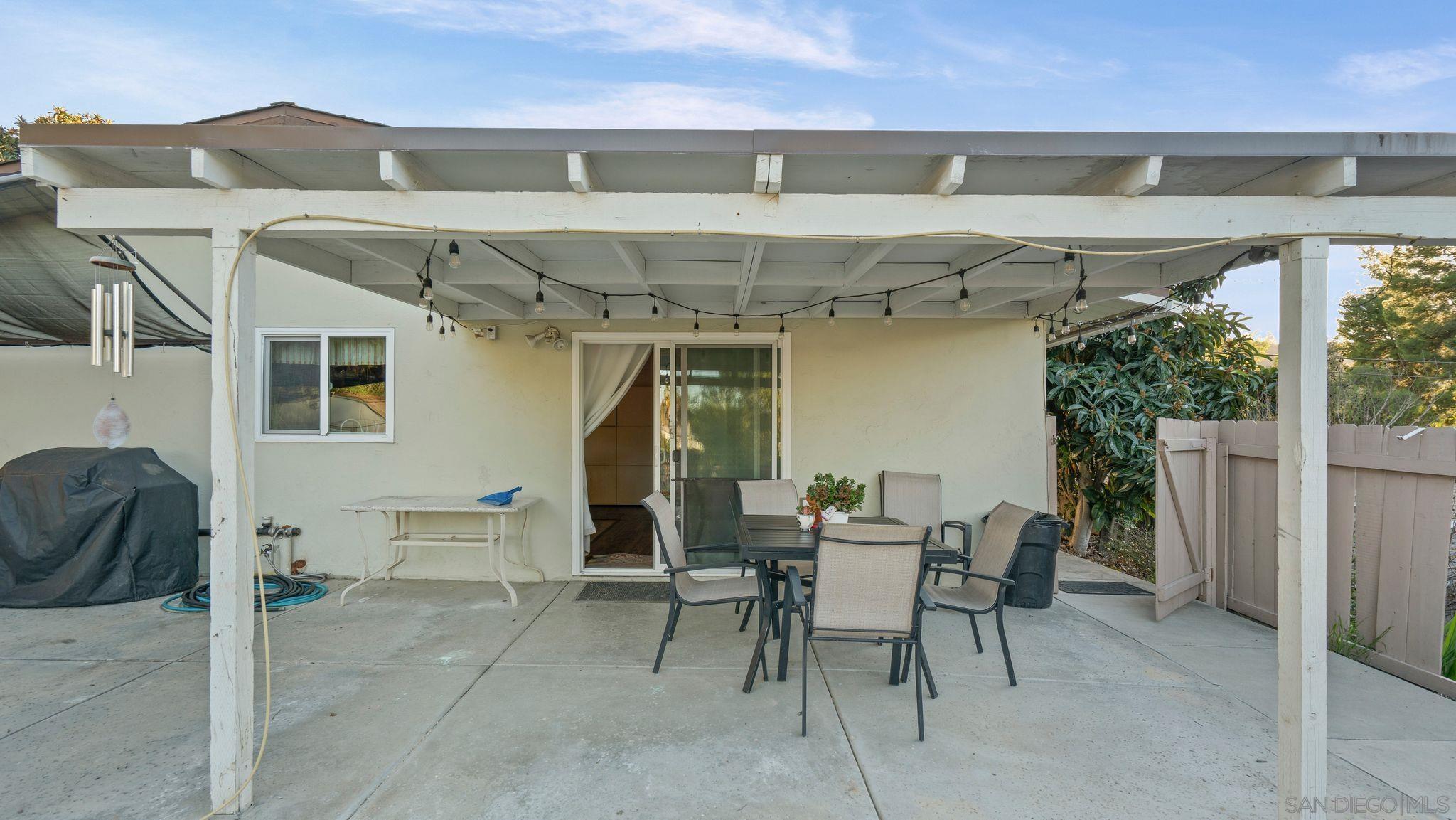 Detail Gallery Image 22 of 28 For 9144  Fanita Rancho Rd, Santee,  CA 92071 - 3 Beds | 1 Baths