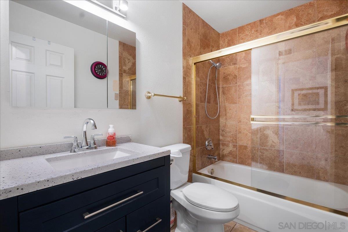 Detail Gallery Image 16 of 17 For 10853  Westonhill Dr, San Diego,  CA 92126 - 3 Beds | 2 Baths