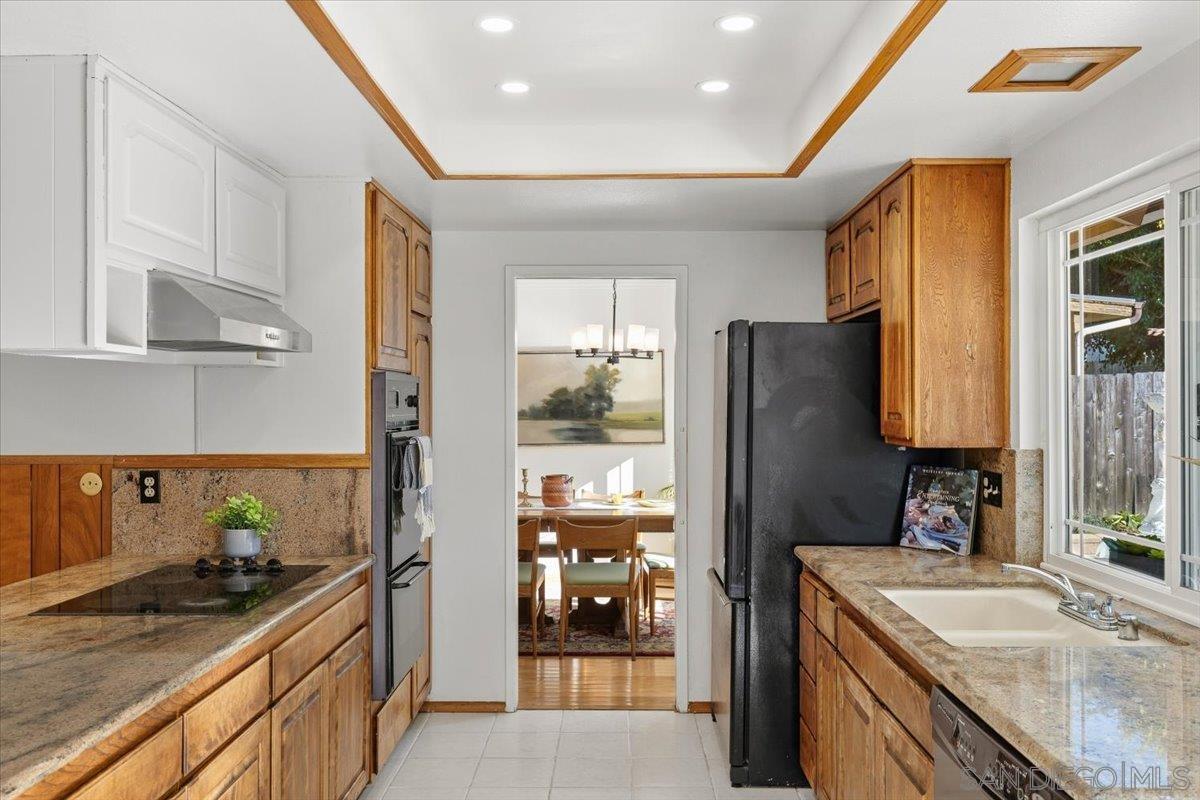 Detail Gallery Image 12 of 39 For 3515  Merrimac Ave, San Diego,  CA 92117 - 3 Beds | 2 Baths