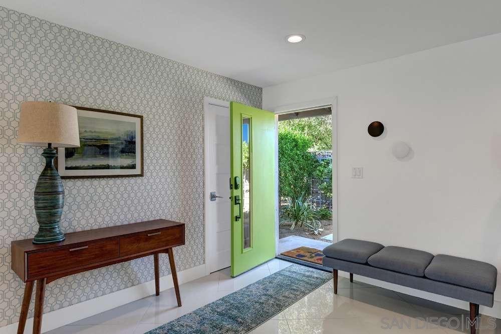 Detail Gallery Image 4 of 49 For 2118 S Gene Autry Trl, Palm Springs,  CA 92264 - 3 Beds | 3 Baths