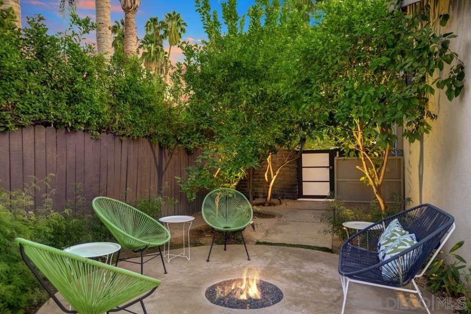 Detail Gallery Image 47 of 49 For 2118 S Gene Autry Trl, Palm Springs,  CA 92264 - 3 Beds | 3 Baths