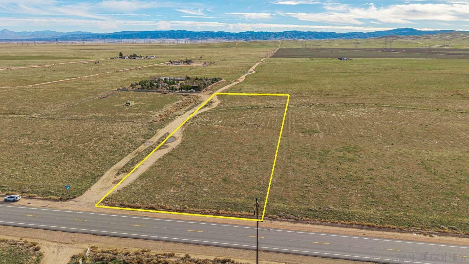 Detail Gallery Image 2 of 45 For , Lancaster,  CA 93536 - – Beds | – Baths