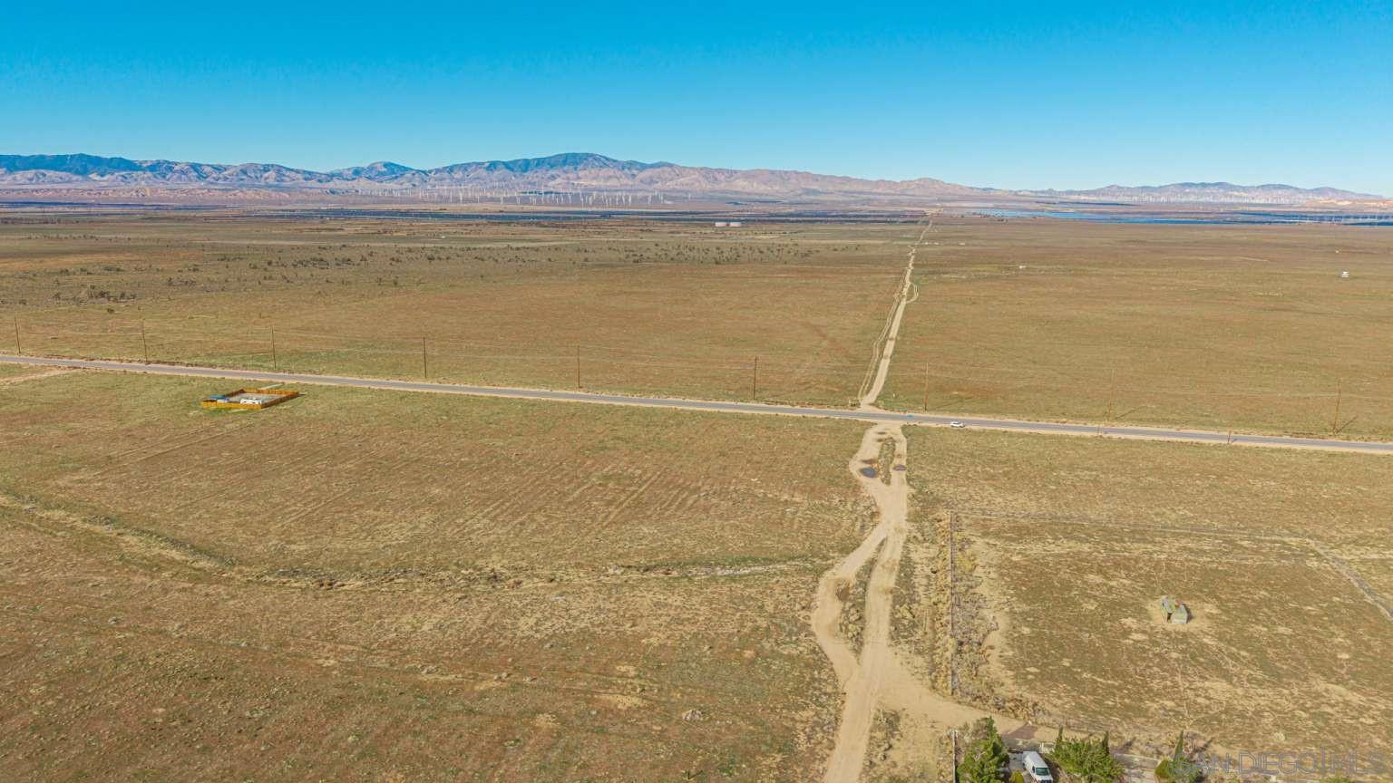 Detail Gallery Image 11 of 45 For , Lancaster,  CA 93536 - – Beds | – Baths