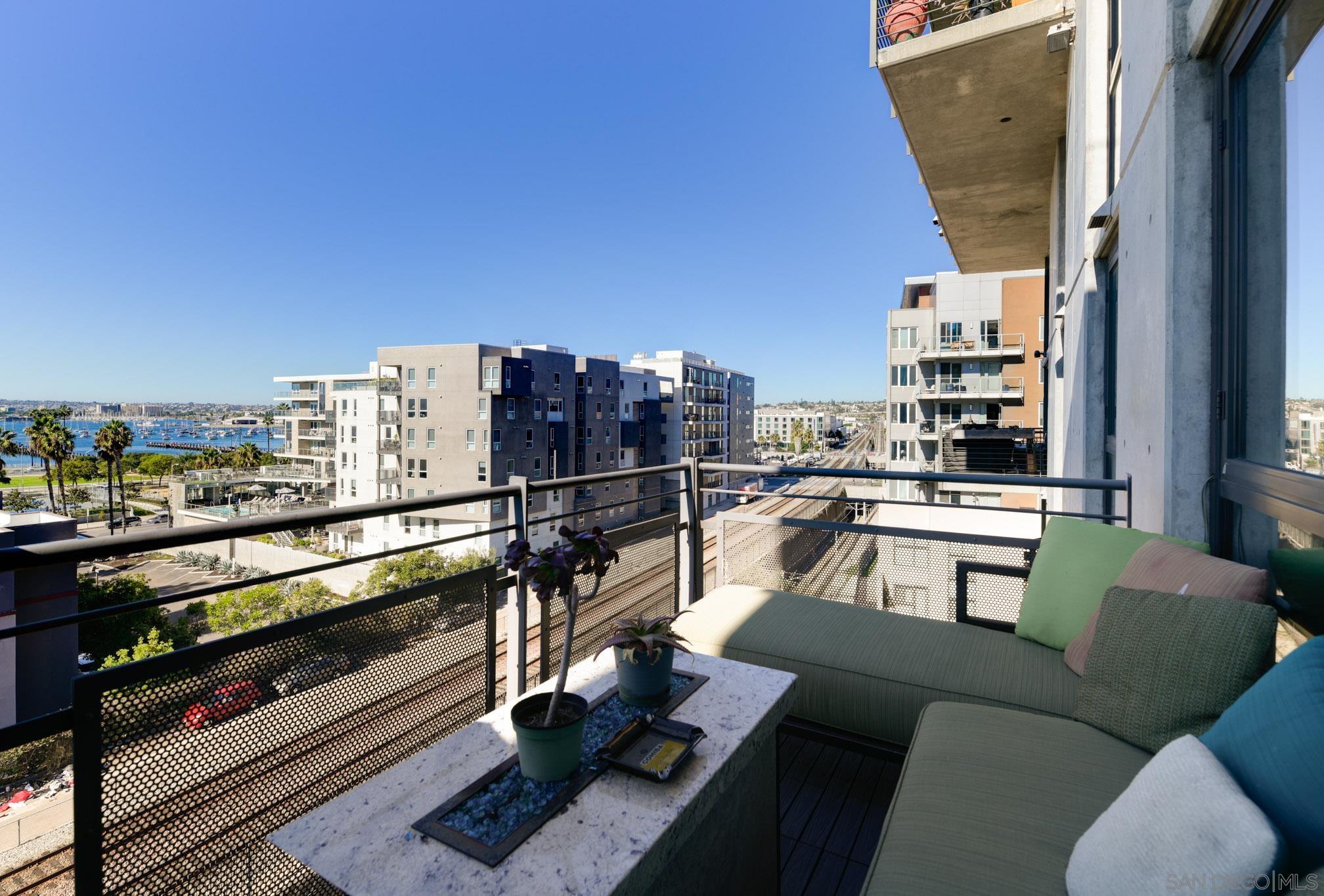 Detail Gallery Image 6 of 26 For 1780  Kettner Blvd  515, San Diego,  CA 92101 - 3 Beds | 2 Baths