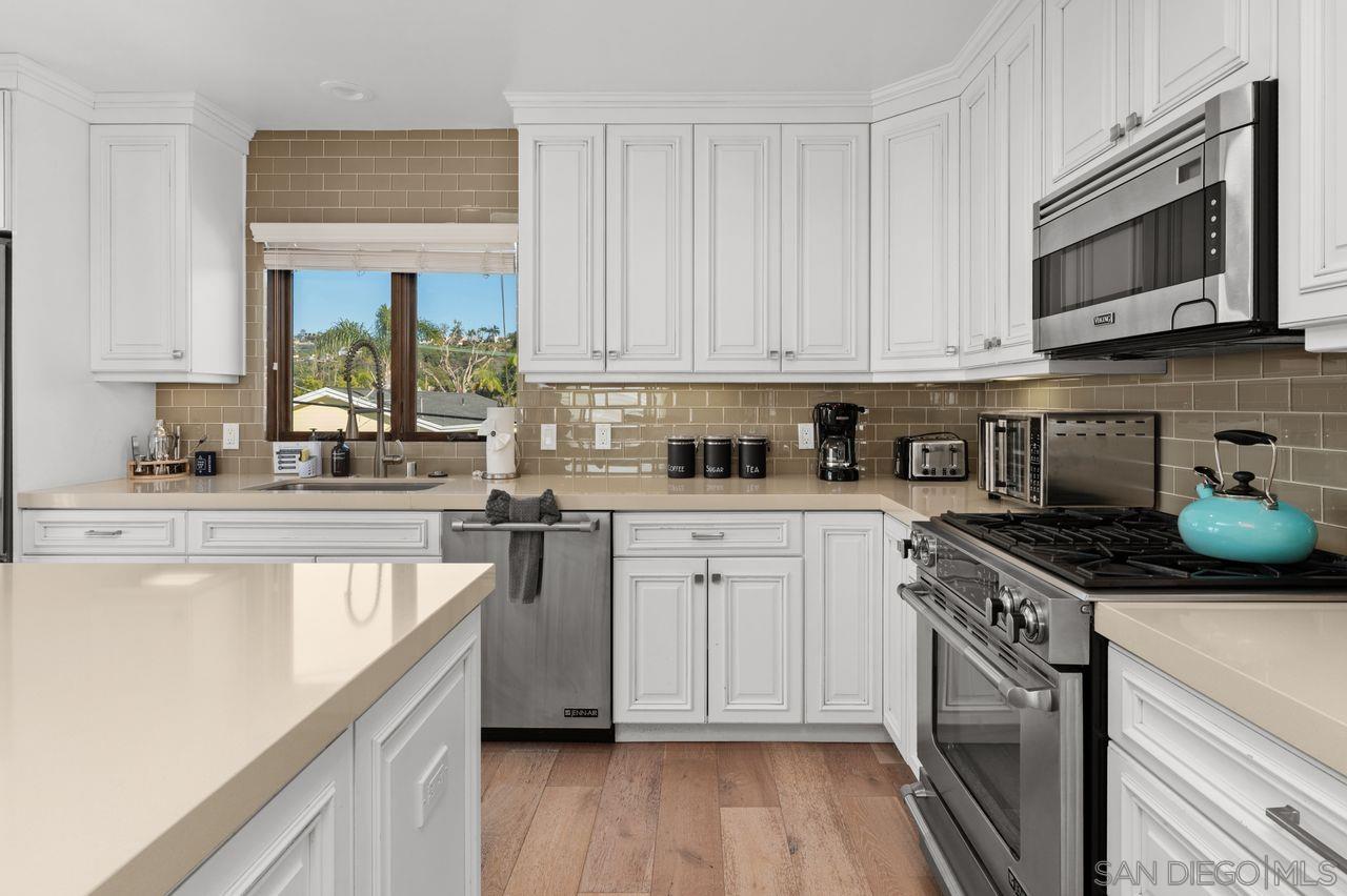 Detail Gallery Image 34 of 60 For 6639  La Jolla Blvd, La Jolla,  CA 92037 - 3 Beds | 2/2 Baths