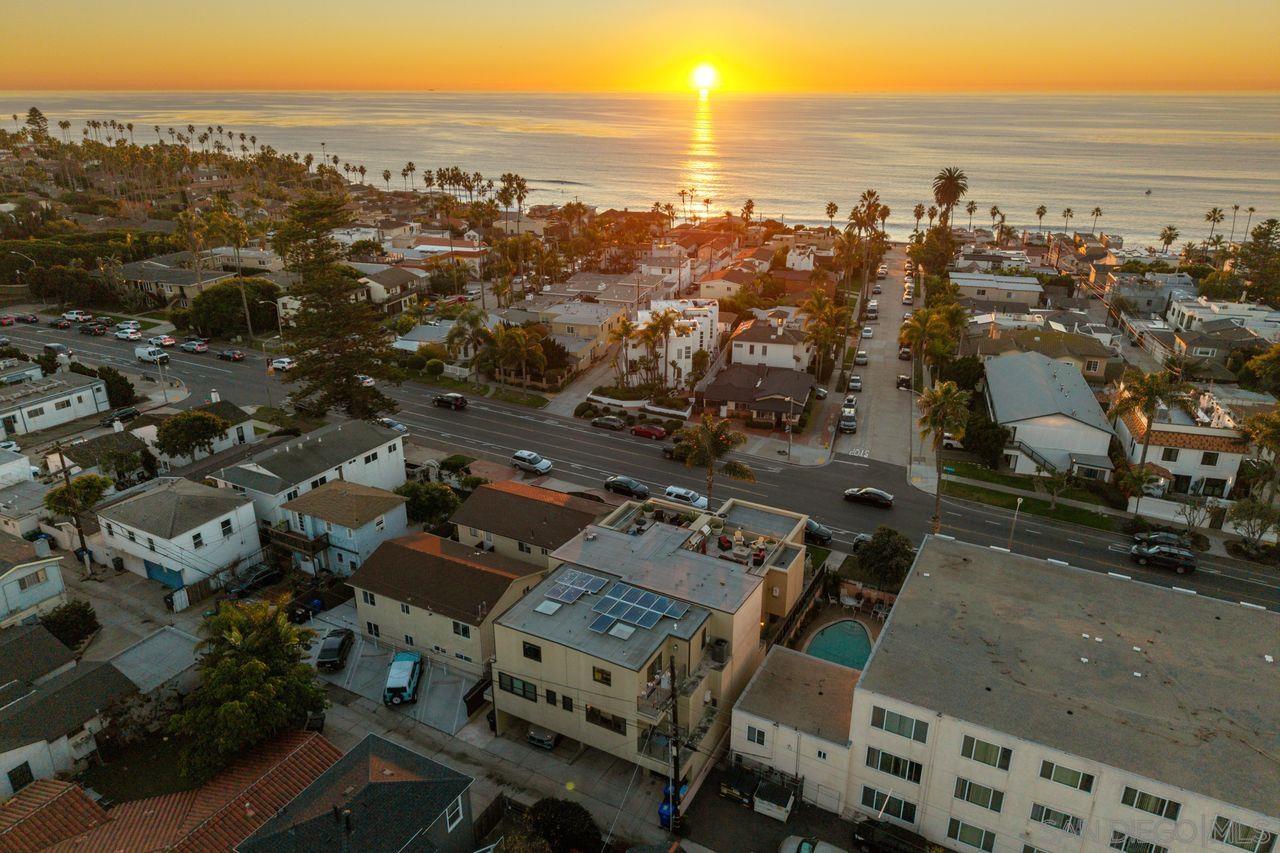 Detail Gallery Image 5 of 60 For 6639  La Jolla Blvd, La Jolla,  CA 92037 - 3 Beds | 2/2 Baths