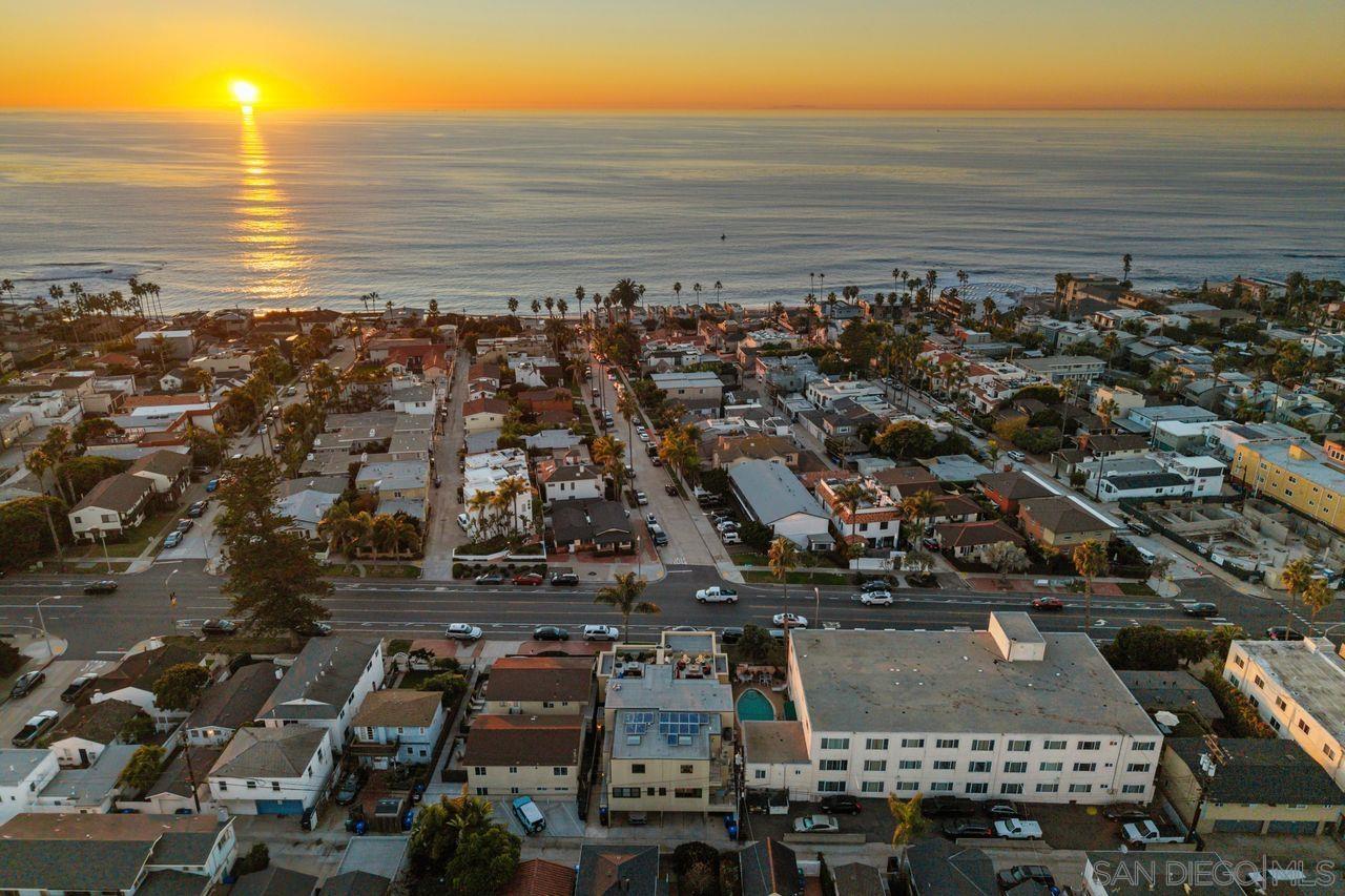 Detail Gallery Image 6 of 60 For 6639  La Jolla Blvd, La Jolla,  CA 92037 - 3 Beds | 2/2 Baths