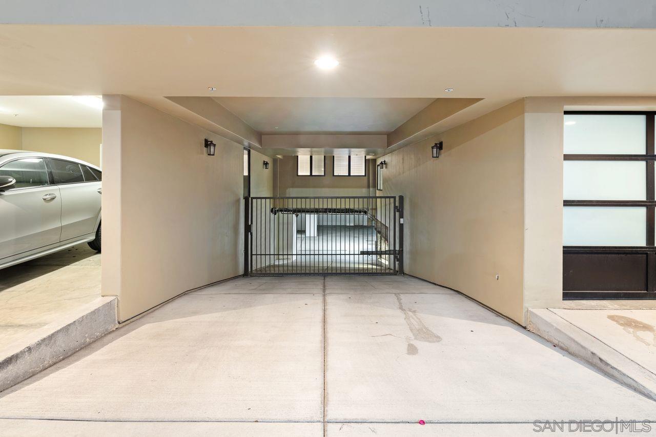 Detail Gallery Image 57 of 60 For 6639  La Jolla Blvd, La Jolla,  CA 92037 - 3 Beds | 2/2 Baths