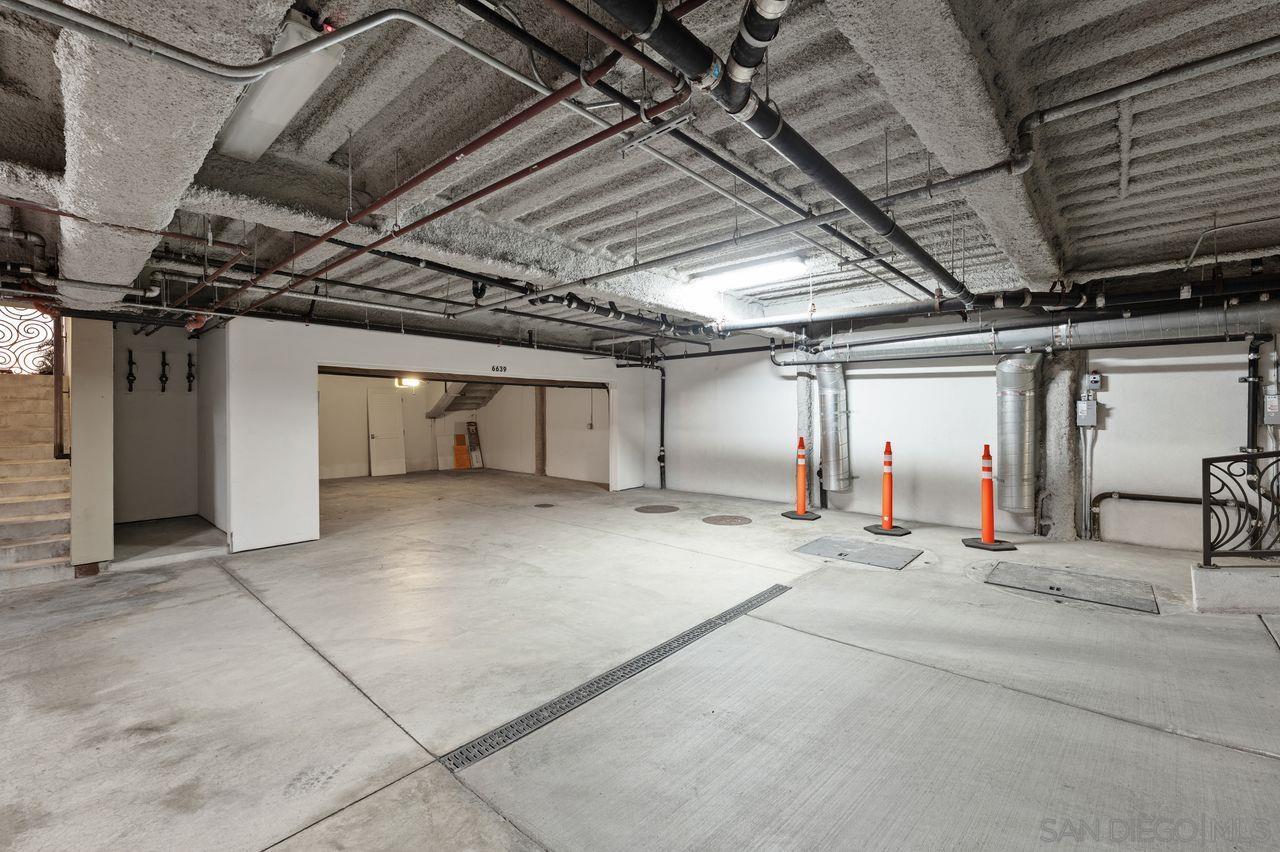 Detail Gallery Image 58 of 60 For 6639  La Jolla Blvd, La Jolla,  CA 92037 - 3 Beds | 2/2 Baths