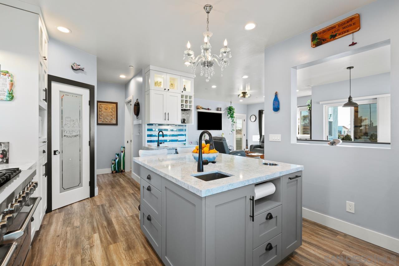 Detail Gallery Image 14 of 37 For 413  Delaware St, Imperial Beach,  CA 91932 - 3 Beds | 2/1 Baths