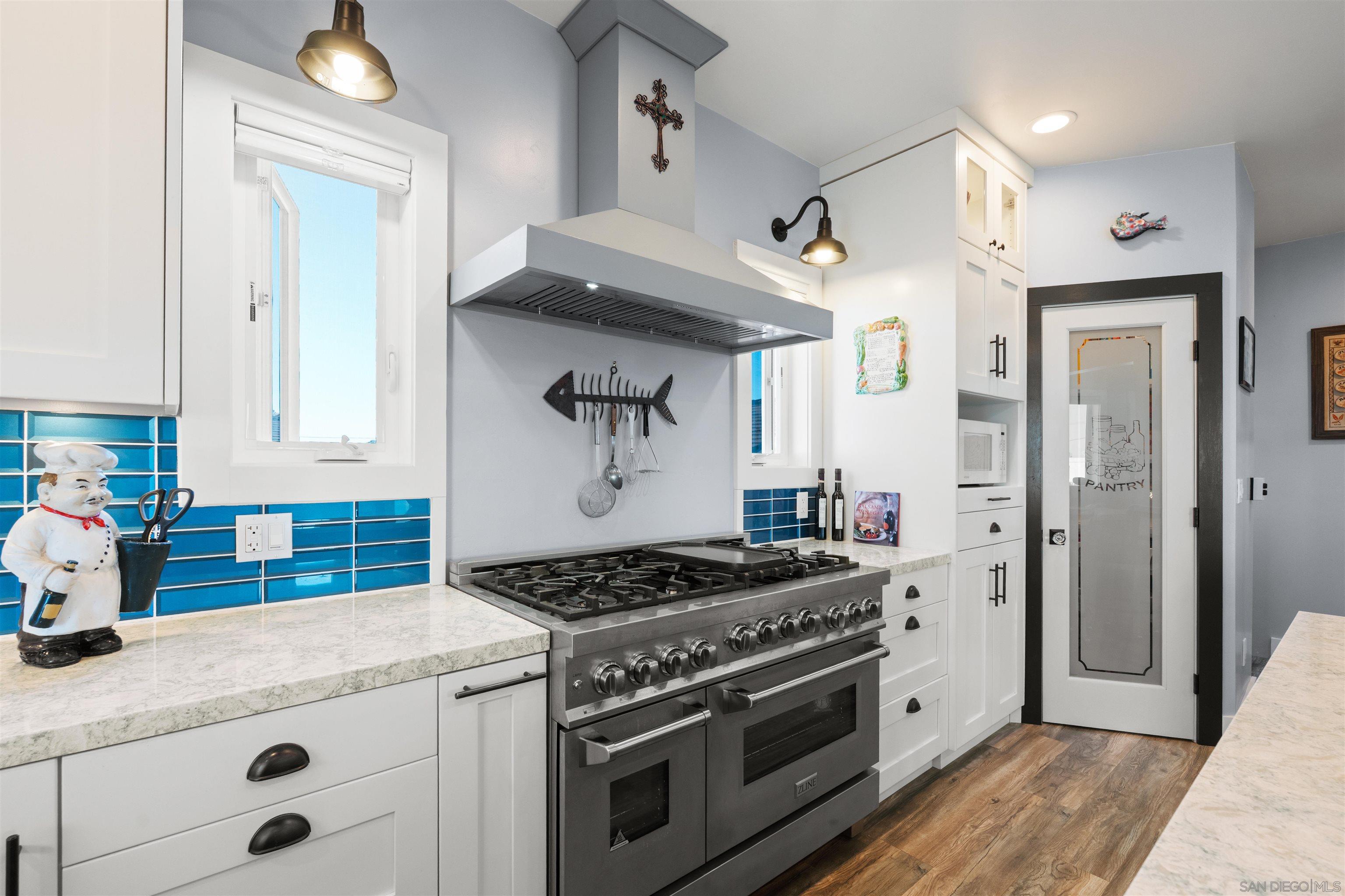 Detail Gallery Image 15 of 37 For 413  Delaware St, Imperial Beach,  CA 91932 - 3 Beds | 2/1 Baths