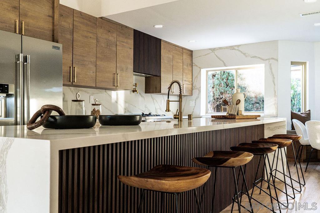 Detail Gallery Image 11 of 54 For 12782  Amaranth, San Diego,  CA 92129 - 4 Beds | 3 Baths