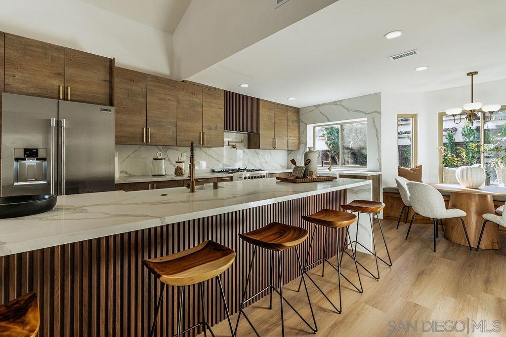 Detail Gallery Image 16 of 54 For 12782  Amaranth, San Diego,  CA 92129 - 4 Beds | 3 Baths