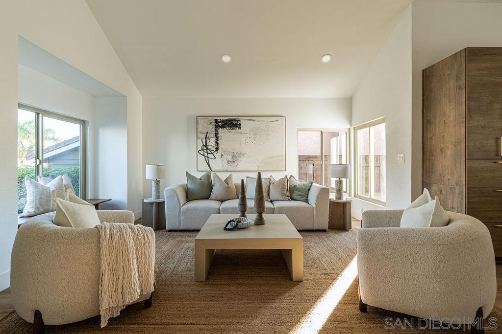 Detail Gallery Image 6 of 54 For 12782  Amaranth, San Diego,  CA 92129 - 4 Beds | 3 Baths