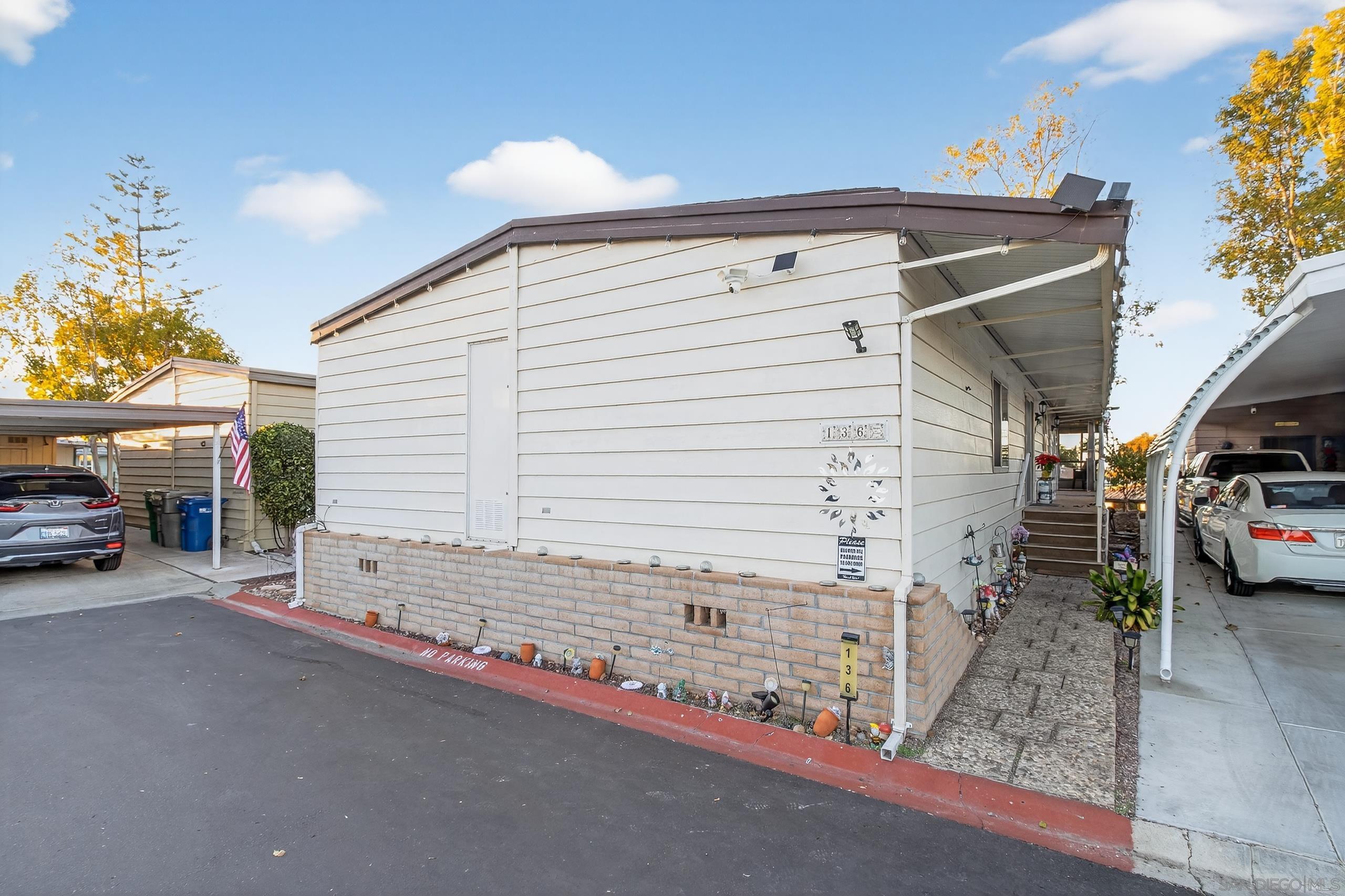 Detail Gallery Image 3 of 48 For 3340  Del Sol Blvd  Spc 136,  San Diego,  CA 92154 - 3 Beds | 2 Baths