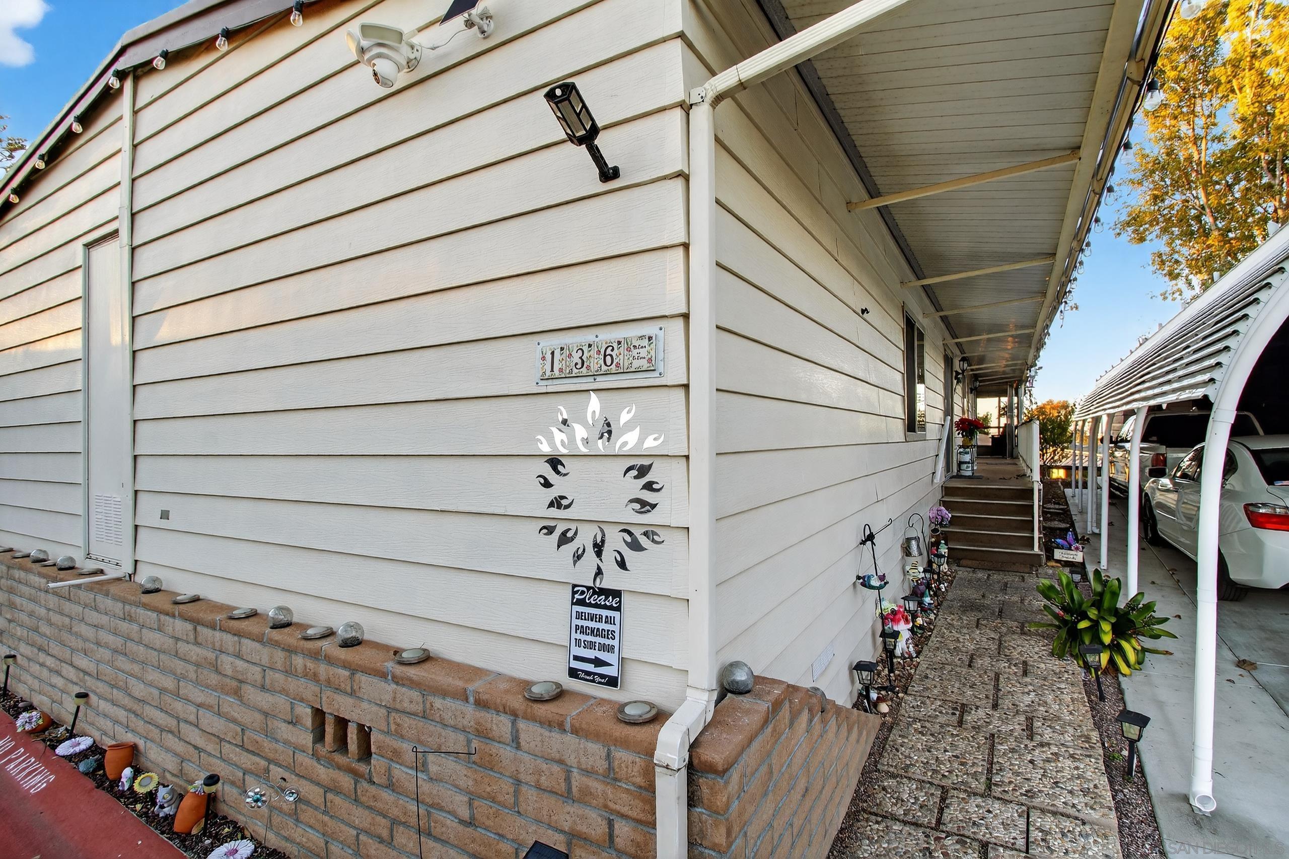 Detail Gallery Image 4 of 48 For 3340  Del Sol Blvd  Spc 136,  San Diego,  CA 92154 - 3 Beds | 2 Baths