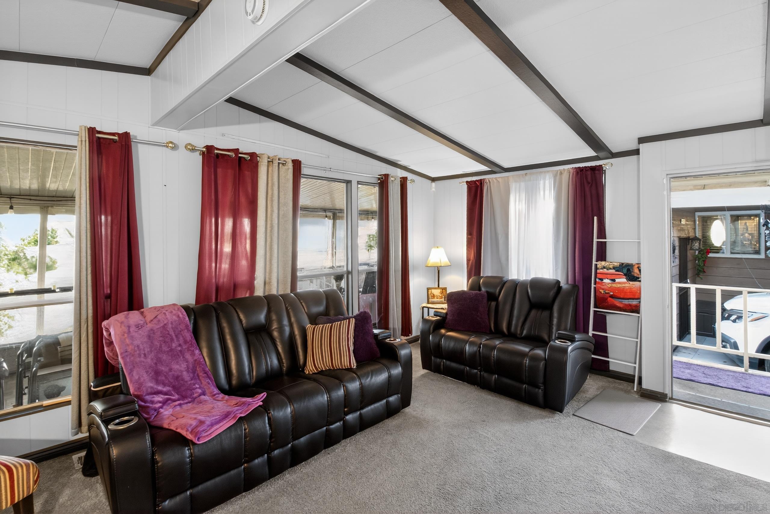 Detail Gallery Image 9 of 48 For 3340  Del Sol Blvd  Spc 136,  San Diego,  CA 92154 - 3 Beds | 2 Baths