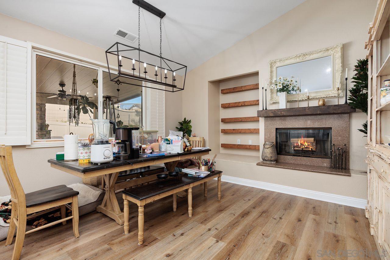 Detail Gallery Image 17 of 42 For 1705  Wildflower, Vista,  CA 92083 - 4 Beds | 2 Baths