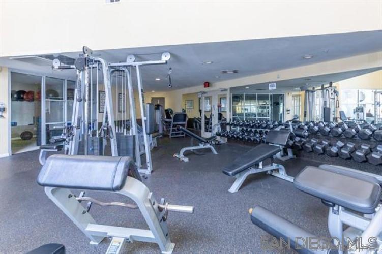 Detail Gallery Image 18 of 29 For 1501  Front St  219, San Diego,  CA 92101 - 1 Beds | 1 Baths