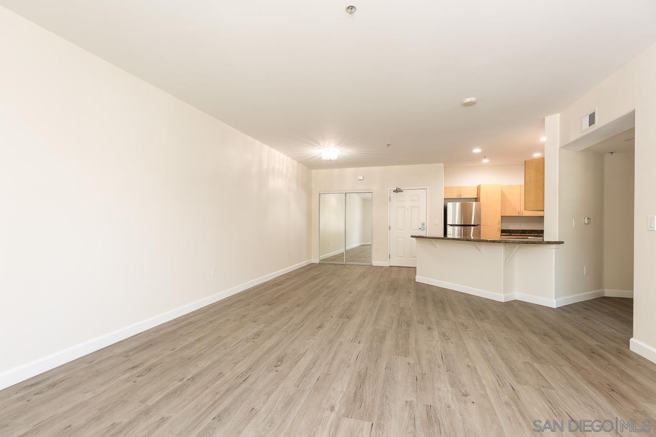 Detail Gallery Image 4 of 29 For 1501  Front St  219, San Diego,  CA 92101 - 1 Beds | 1 Baths