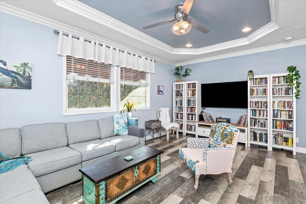 Detail Gallery Image 3 of 52 For 7313  San Luis Street  #236,  Carlsbad,  CA 92011 - 3 Beds | 2 Baths