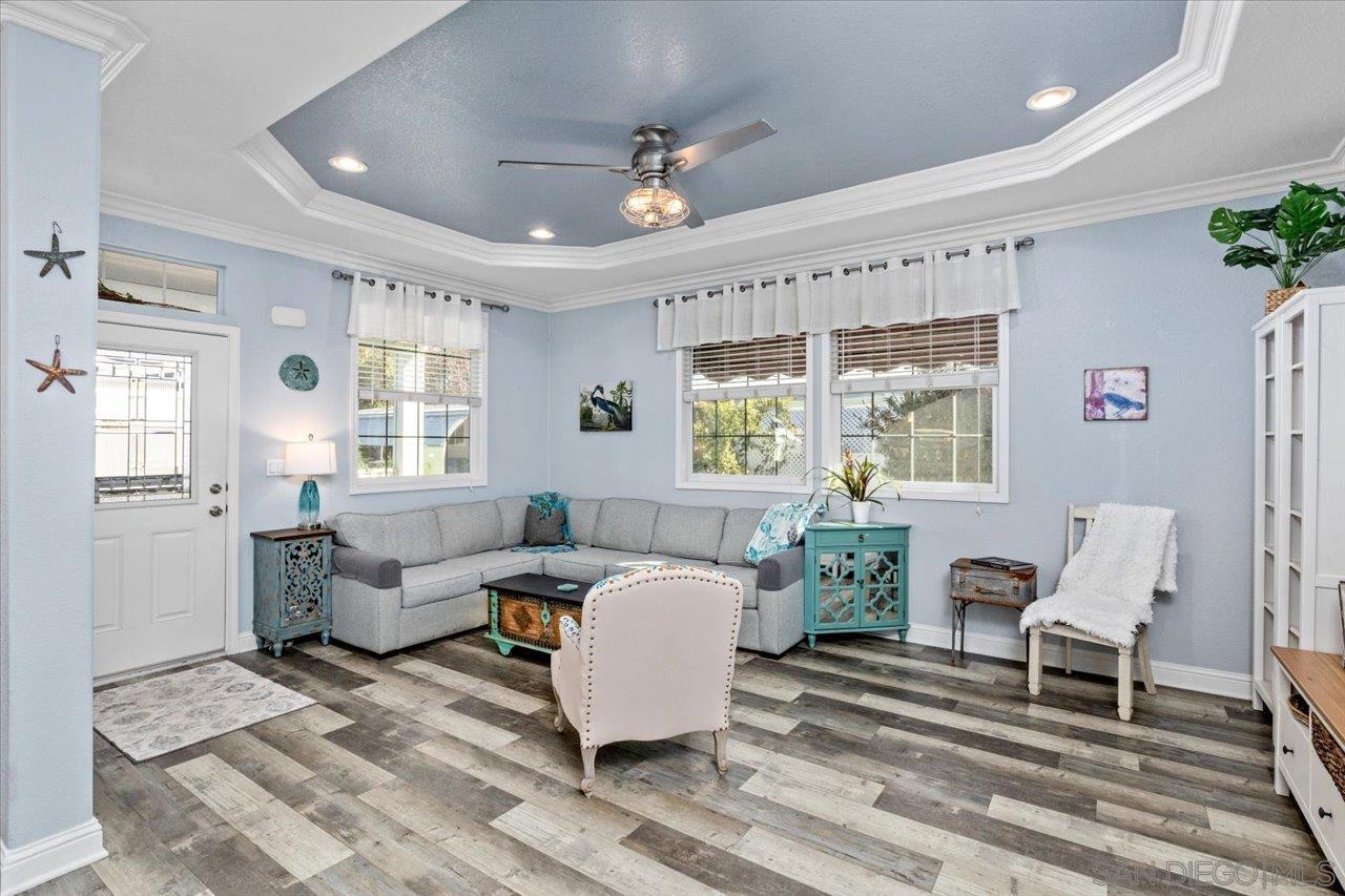 Detail Gallery Image 4 of 52 For 7313  San Luis Street  #236,  Carlsbad,  CA 92011 - 3 Beds | 2 Baths