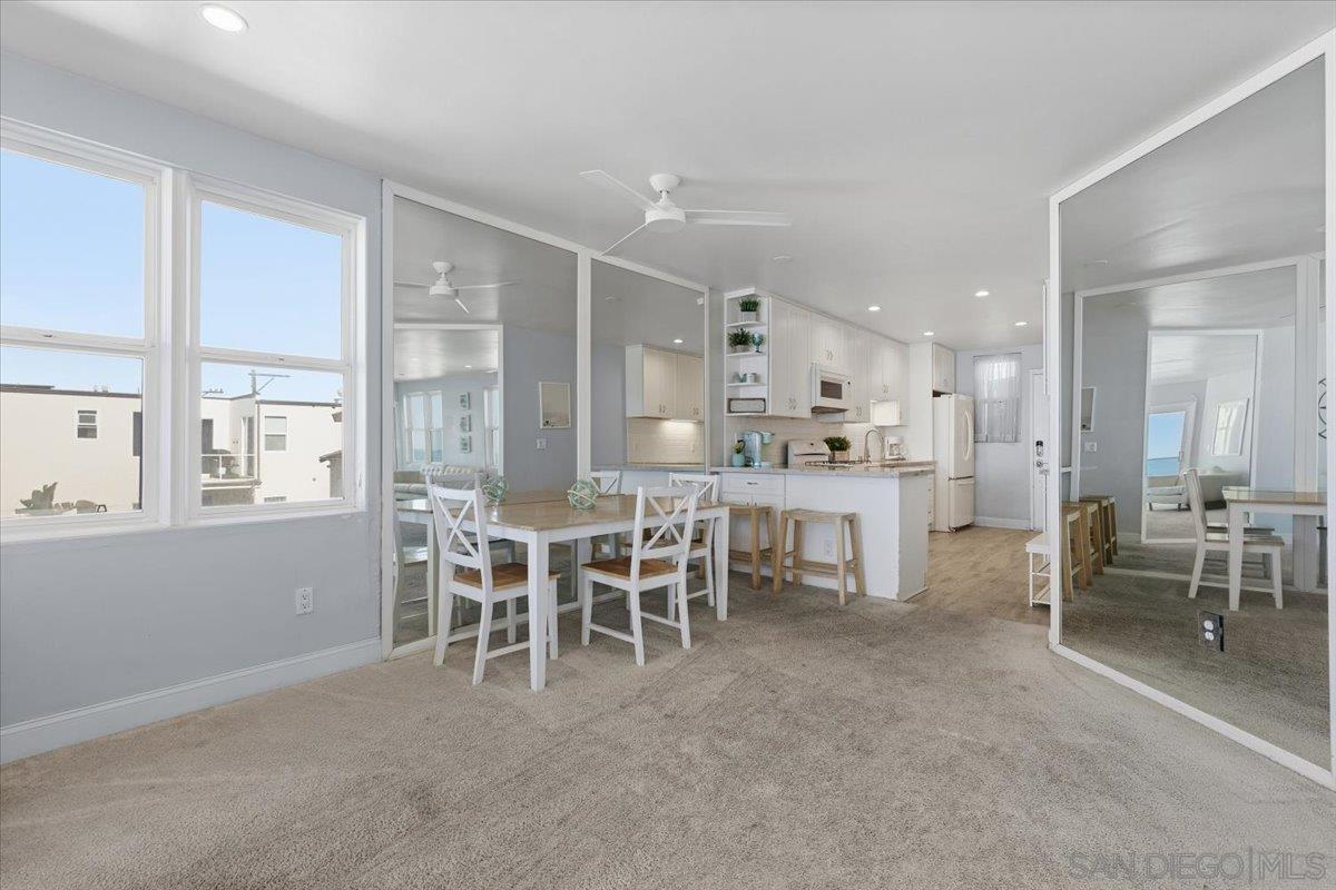 Detail Gallery Image 13 of 42 For 3755  Ocean Front Walk  #18,  San Diego,  CA 92109 - 2 Beds | 1 Baths