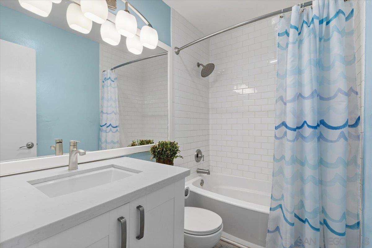 Detail Gallery Image 26 of 42 For 3755  Ocean Front Walk  #18,  San Diego,  CA 92109 - 2 Beds | 1 Baths