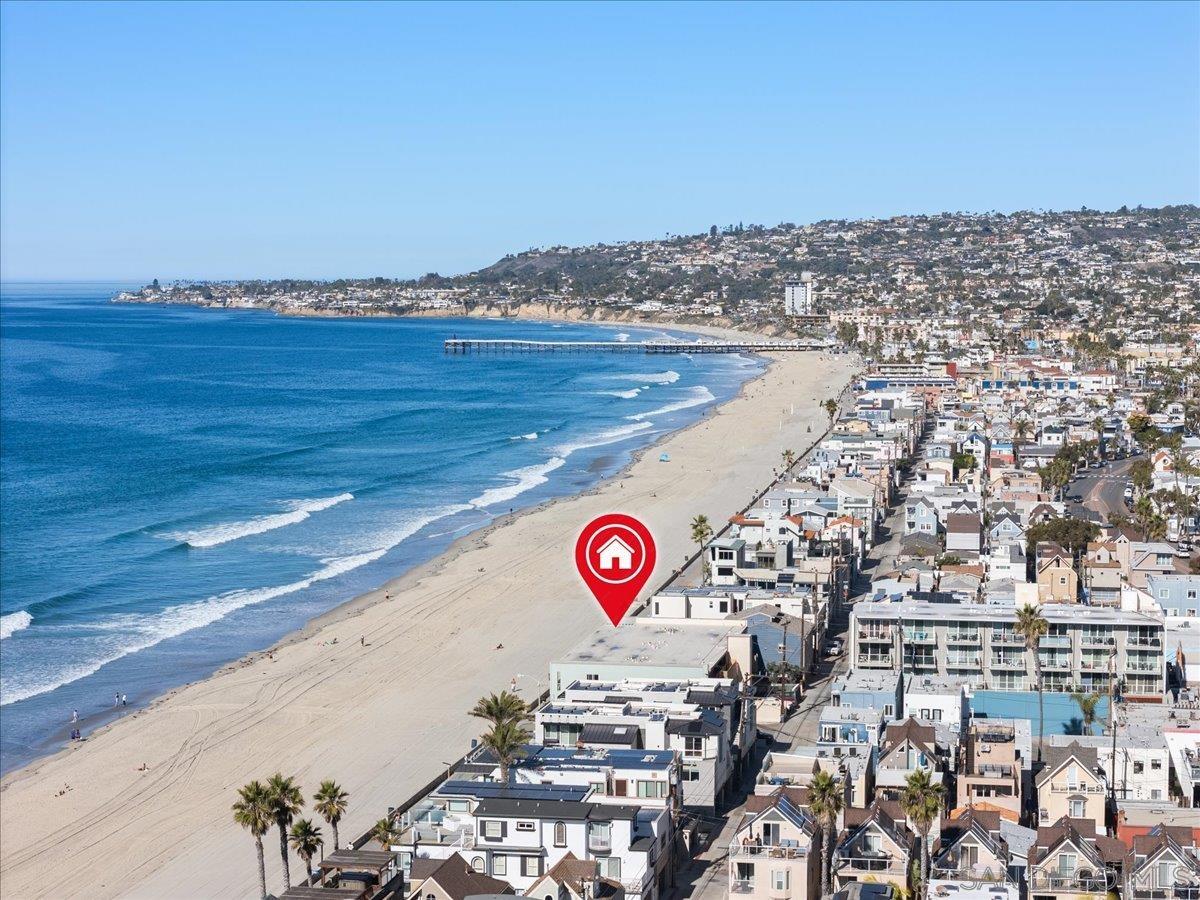 Detail Gallery Image 4 of 42 For 3755  Ocean Front Walk  #18,  San Diego,  CA 92109 - 2 Beds | 1 Baths