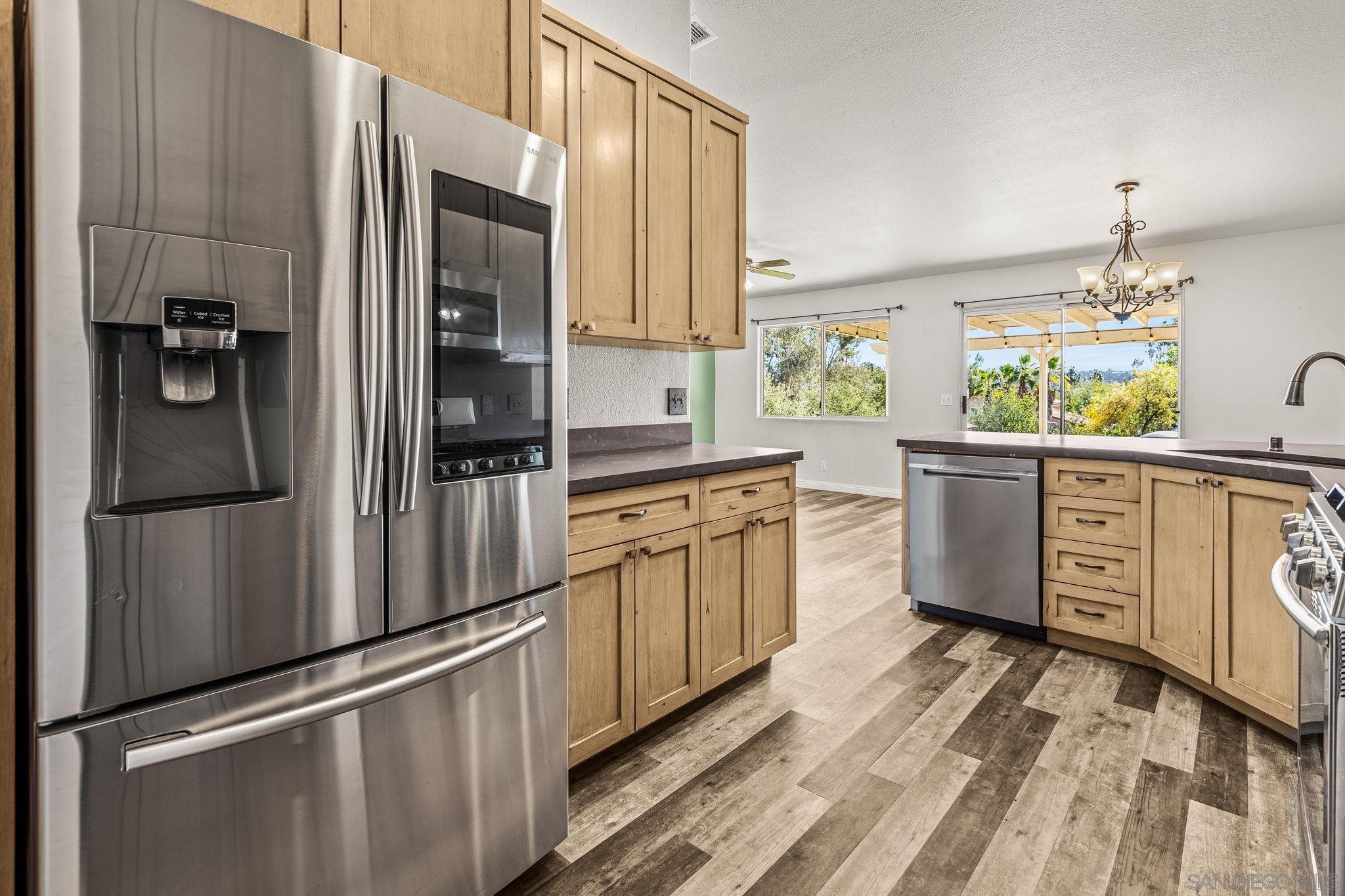 Detail Gallery Image 6 of 38 For 16579  Daza Dr, Ramona,  CA 92065 - 4 Beds | 2 Baths