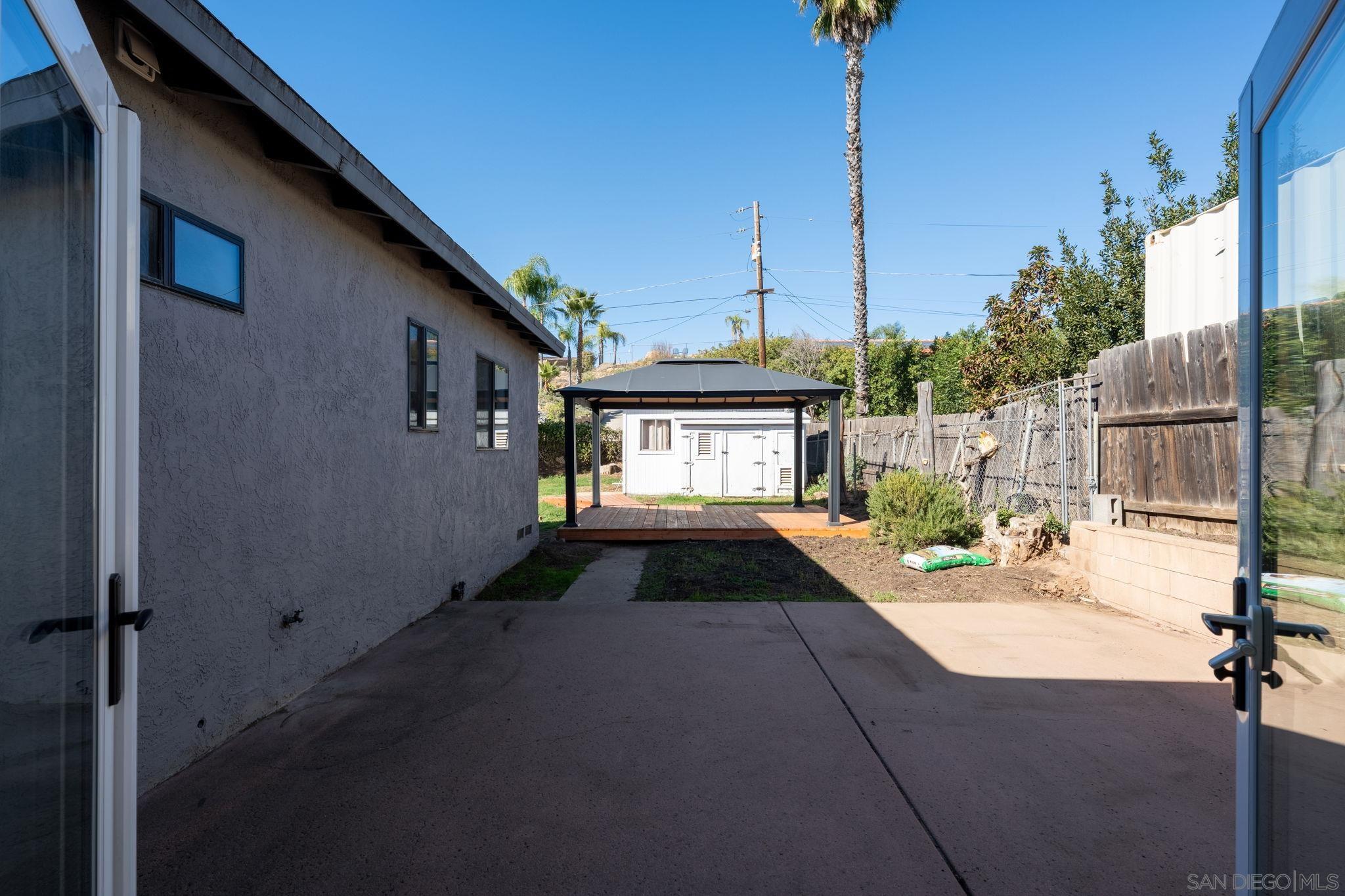 Detail Gallery Image 14 of 51 For 12780  Jackson Hill Way, El Cajon,  CA 92021 - 5 Beds | 3 Baths