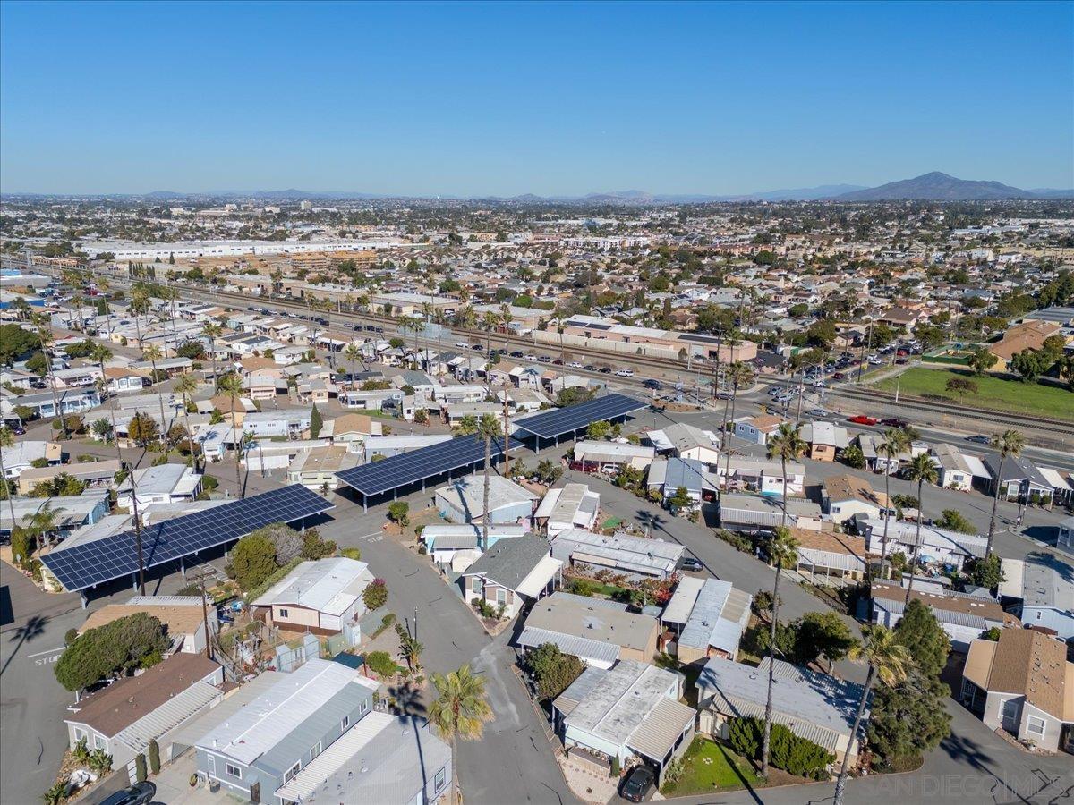 Detail Gallery Image 12 of 34 For 1100  Industrial Blvd  Spc C26, Chula Vista,  CA 91911 - 3 Beds | 2 Baths