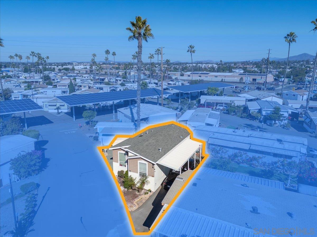 Detail Gallery Image 5 of 34 For 1100  Industrial Blvd  Spc C26, Chula Vista,  CA 91911 - 3 Beds | 2 Baths