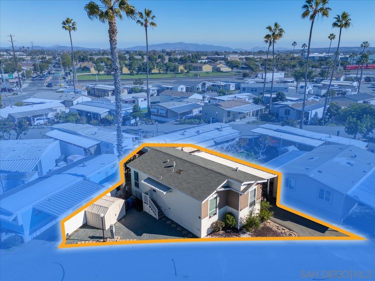 Detail Gallery Image 6 of 34 For 1100  Industrial Blvd  Spc C26, Chula Vista,  CA 91911 - 3 Beds | 2 Baths