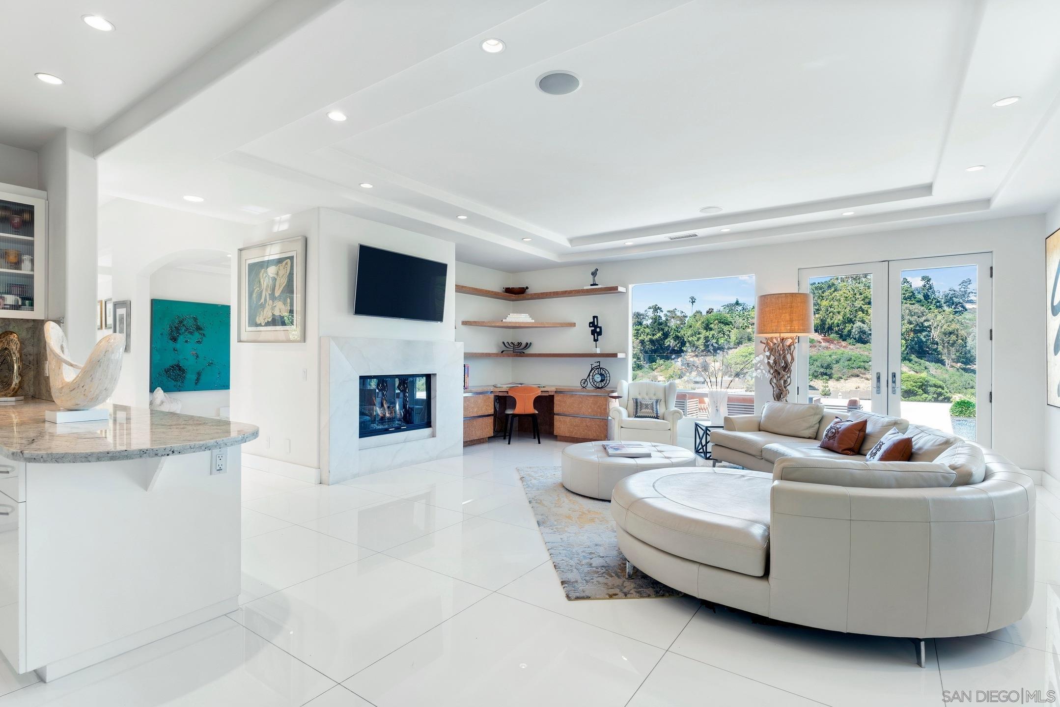 Detail Gallery Image 21 of 54 For 6617  Muirlands Dr, La Jolla,  CA 92037 - 5 Beds | 6 Baths
