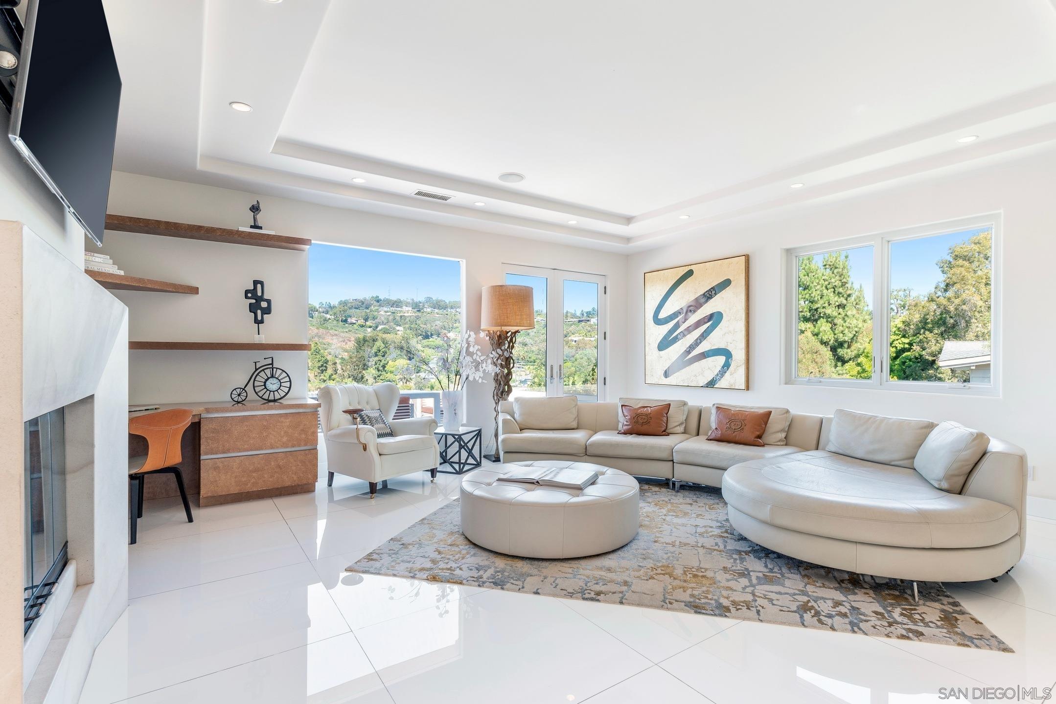 Detail Gallery Image 22 of 54 For 6617  Muirlands Dr, La Jolla,  CA 92037 - 5 Beds | 6 Baths