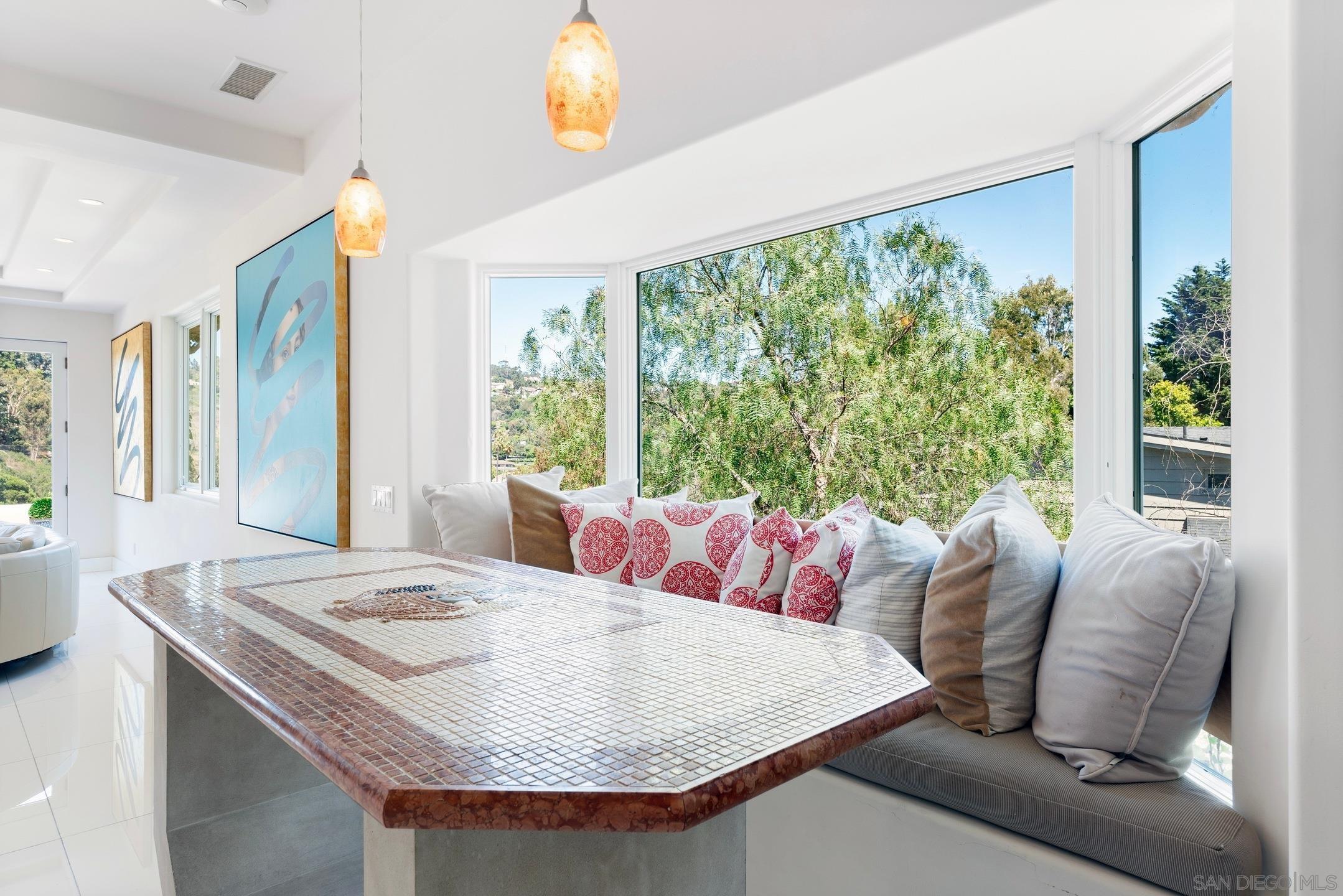 Detail Gallery Image 29 of 54 For 6617  Muirlands Dr, La Jolla,  CA 92037 - 5 Beds | 6 Baths